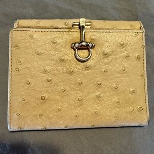 Vera Pelle Rare Cream Ostrich Leather Bifold Wallet